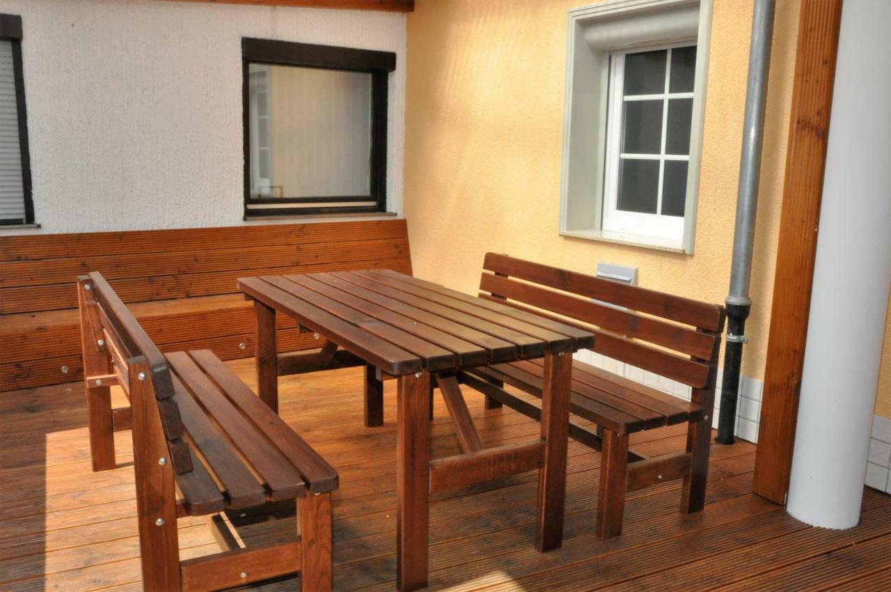 Apartmenthaus Am Zimmerplatz Hofheim am Taunus Buitenkant foto