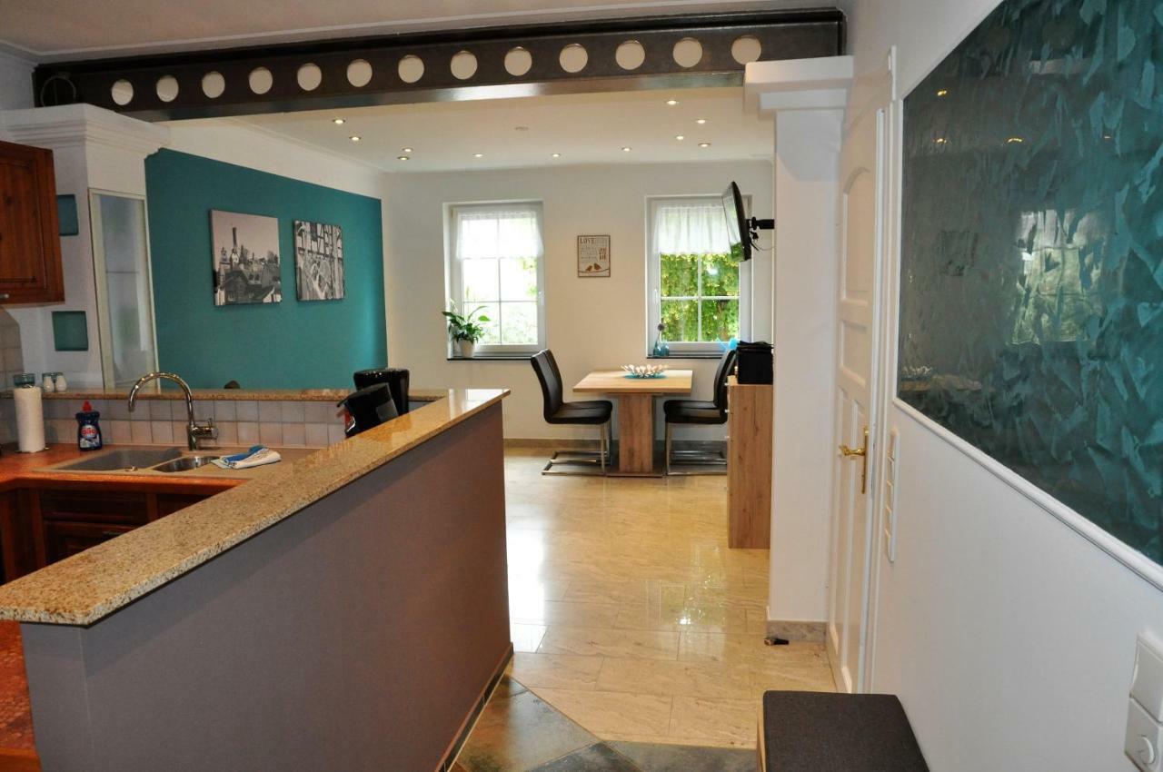 Apartmenthaus Am Zimmerplatz Hofheim am Taunus Buitenkant foto