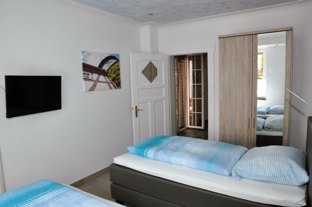 Apartmenthaus Am Zimmerplatz Hofheim am Taunus Buitenkant foto